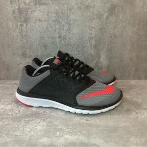 Nike FS Lite Run 3 Running Shoes 807144-002 Mens sz 7.5 - black/red